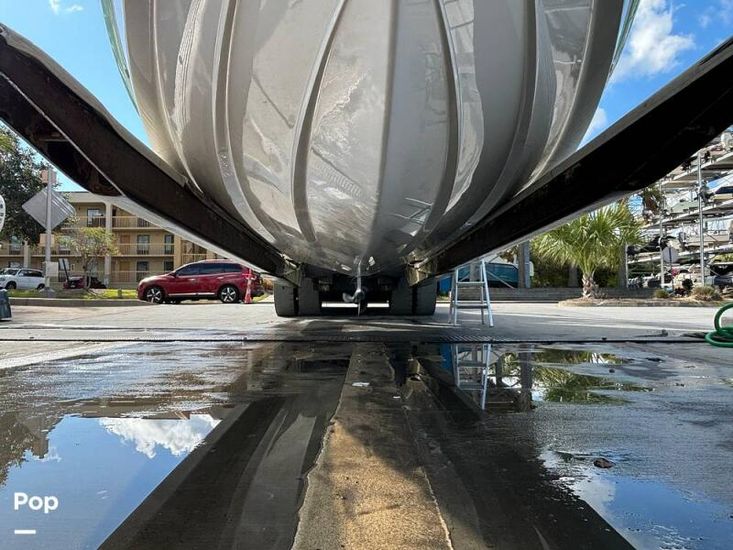 2021 Robalo 202 explorer