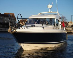 2005 aquador 28c power 9362749 20240424045654591 1 XLARGE