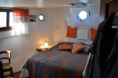 Charming well maintained 26m Luxe Motor fully converted ready to go