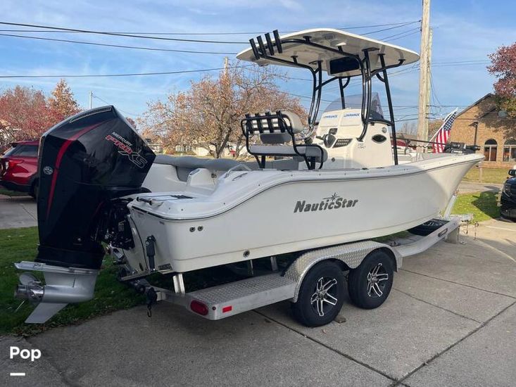 2022 Nauticstar 2302 legacy