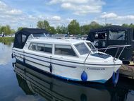 Delilah - 23ft Viking River Cruiser