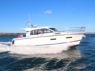 2017 Nimbus 305 Coupe