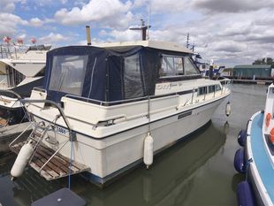 1979 Storebro Royal Cruiser 31 DeLuxe