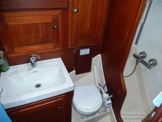 1982 Hallberg-Rassy 42 KETCH