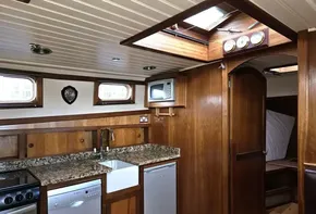 Wolstenholme cruising barge for sale with BJ Marine