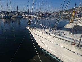 Jeanneau Sun Legende 41  - Bow