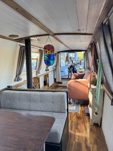 60ft Cruiser Stern Narrowboat with Windsor Mooring