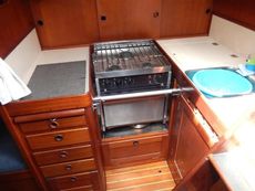1982 Hallberg-Rassy 42 KETCH