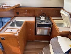2003 Hunter Legend 326