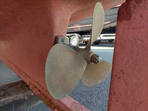 Tamar 2000  - Propeller