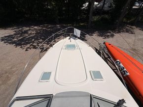 Bayliner 285  - Foredeck