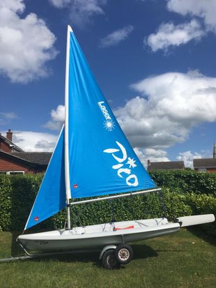 Excellent Laser Pico sailing dinghy with combi road base