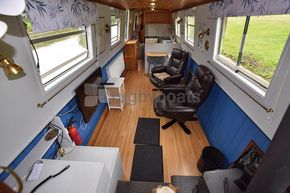 Saloon aft