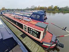 Y-Knot, 60ft Traditional Stern