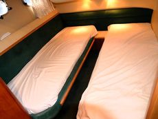 Princess 40 Flybridge Motor Yacht Built 1997