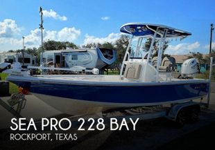 2021 Sea Pro 228 Bay