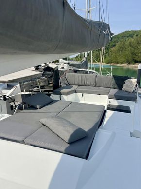 Solely owned by her current owners, this Fountaine Pajot Saona, 2018, is ready to go. She is the quintet version of this award winning Fountaine Pajot Series, and she offers an amazing amount of space, berthing options, and places to relax and enjoy the j