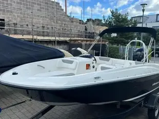 2016 Bayliner Element E5