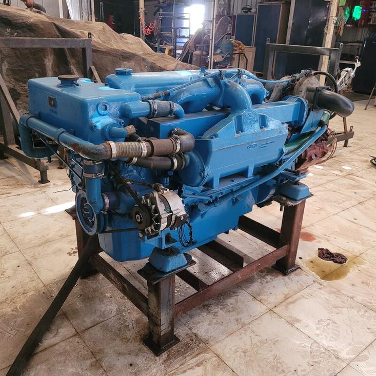 Ford 2728T, 220 hp @ 2400 RPM marine pair with PRM transmission -