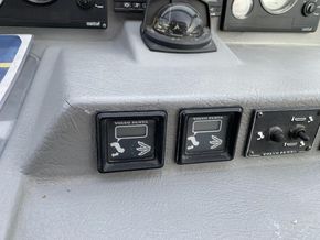 Sealine 285 Ambassador - Instruments