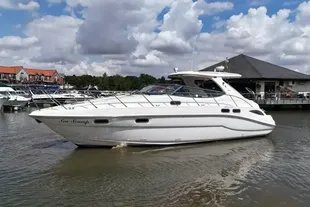 Sealine S41 Sports Cruiser