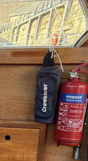 Wheelhouse aft powder extinguisher 