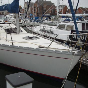 Jeanneau Fantasia 27 Fin Keel Yacht # HALF PRICE BARGAIN #