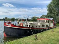 Luxury ***** barge 19m. Ideal for living on board or for a long stay