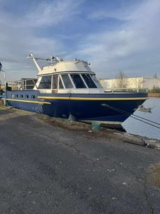 DE GROOT - BEACHCRAFT TRAWLER