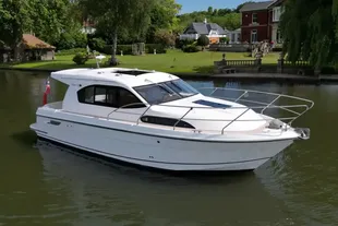 2019 Haines 32 Sedan