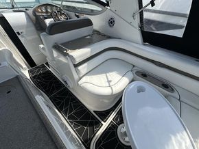 2008 Rinker 280 Cabin Cruiser 9
