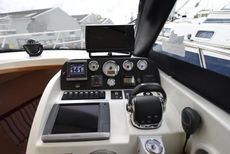 2011 Rodman 810