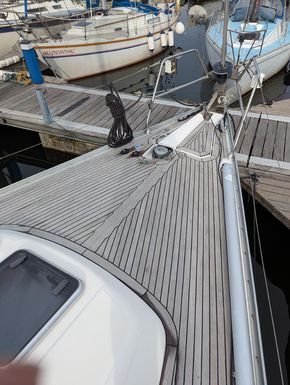 Bow deck