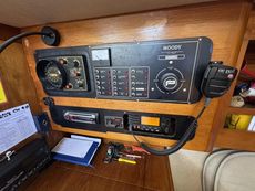 1985 Moody 37