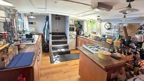 On entering the boat, this amazing custom made kitchen offers a great homely feel.