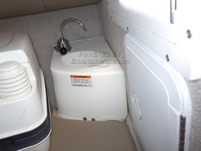Mariah SC 21 Motor Boat - Galley