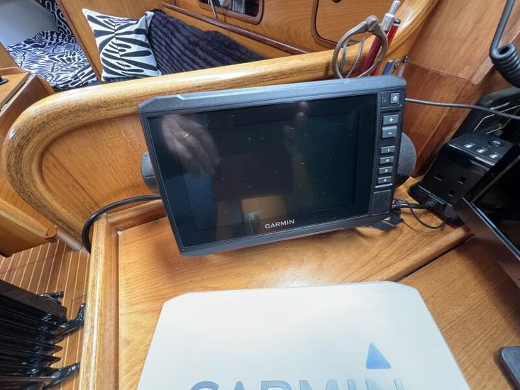 1987 Beneteau First 325