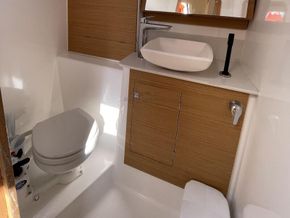 Dufour 460 Grand Large - Heads
