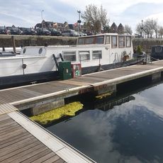 Widebeam Dutch Barge liveaboard