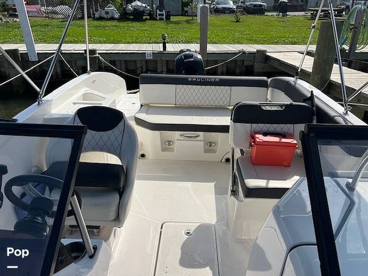 2023 Bayliner 2200 dx