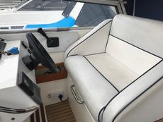 Falcon Capriole 24