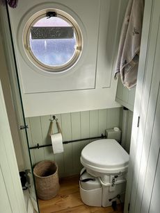 Fabulous Electric 2020 narrowboat 57ft silent efficient cruising
