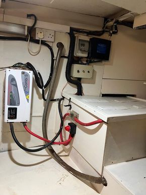 Inverter & Battery Box