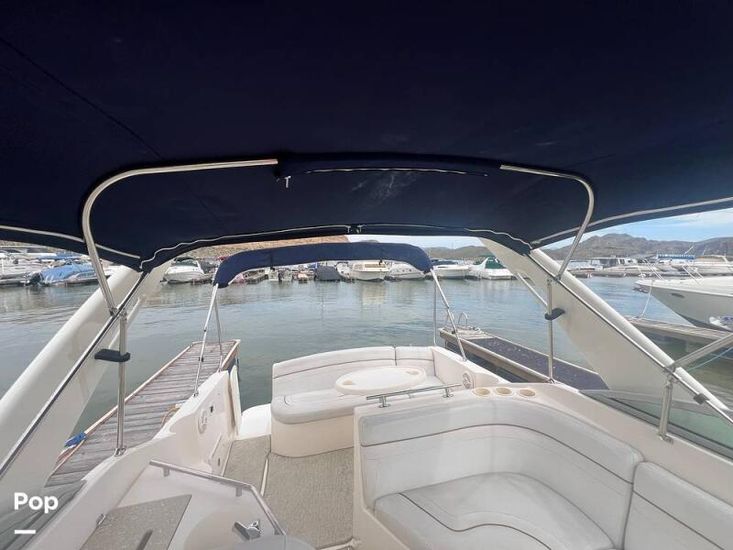 2005 Rinker fiesta vee 270