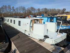 Dottie - 55' semi trad - refitted in 2025 with new Victron inverter