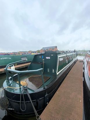 WILLOW 42' 6" Cruiser Stern / Solar Panels