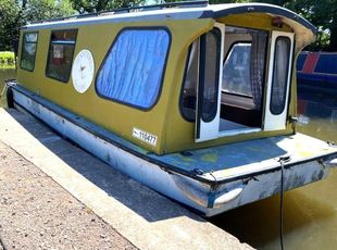 Jenny Wren 18.5ft 1976 2 berth GRP motor cruiser