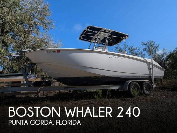 2004 Boston Whaler outrage 240