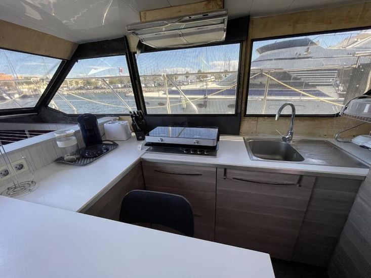 VAN DER VALK ROYAL 45