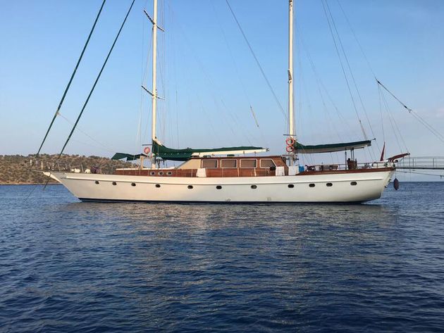 33mt STEEL LUXURY MOTORSAILER